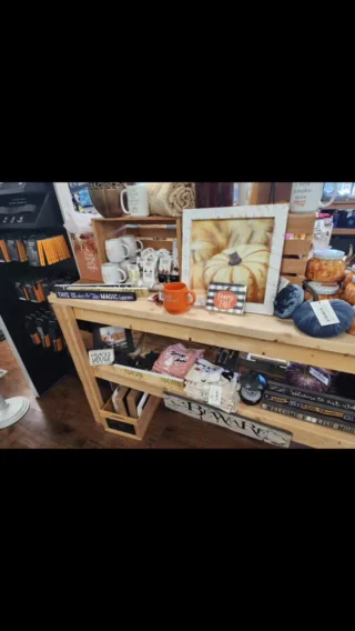 Come shop beautiful fall ✨️ while we have it ! It will make you feel cooler 😎 in this Havasu Heat !!!